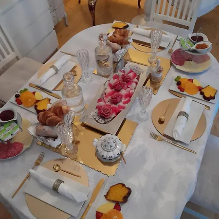 爱派德拉酒店 4*